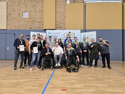 LM Sitzball 2025: Plauen ganz links feiert den Titel. Foto: SBV
